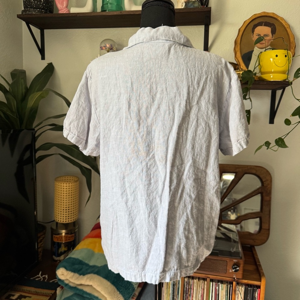 Vintage 90’s Hot Cotton 100% Linen Light Blue Embroidered Floral Button Down Top - Picture 6 of 8